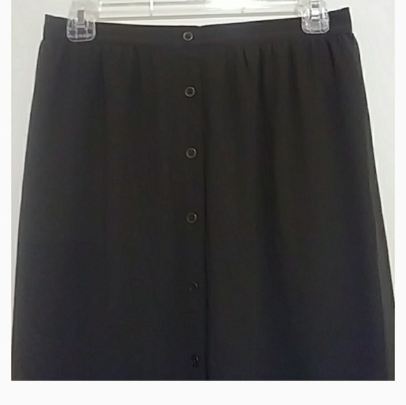 Button down Chiffon Maxi Skirt - Picture 4 of 5